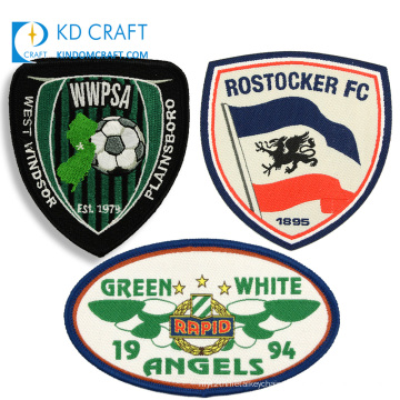 Diseño personalizado bestickte hierro en bordado insignia de nombre tejida sombrero surtido fútbol equipo de fútbol bordado parches deportivos